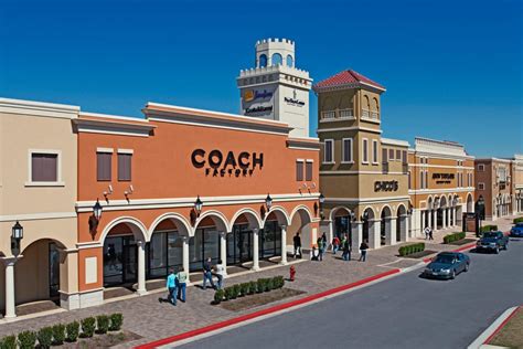 fotos de coach factory store san marcos